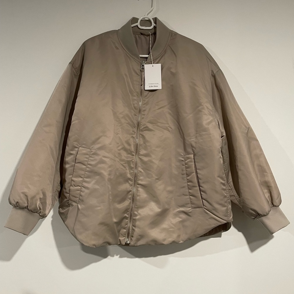 Silky puff stylish zipper jacket